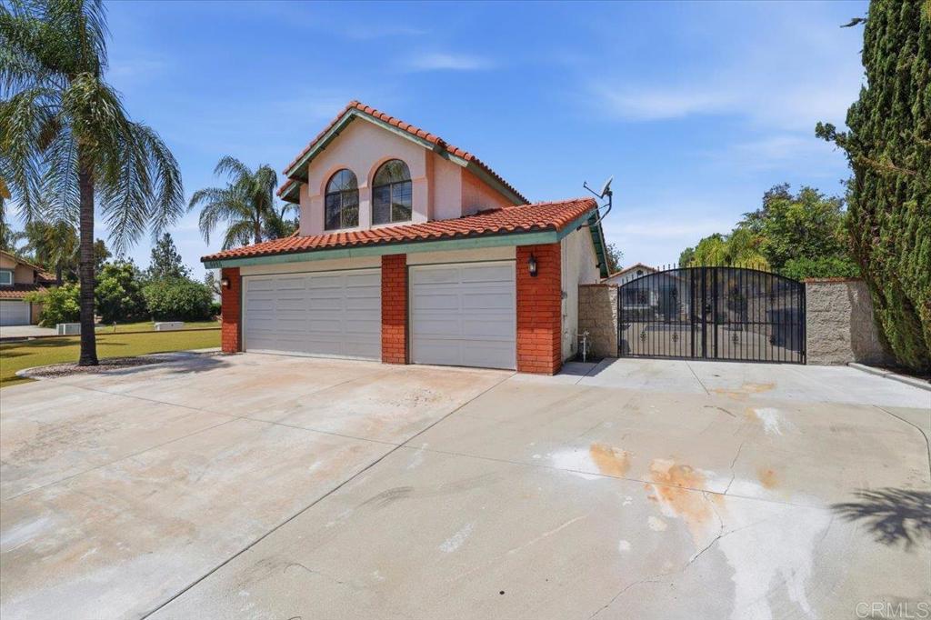 6995 Mission Grove Parkway North Riverside, CA 92506 - Photo 2 of 36
