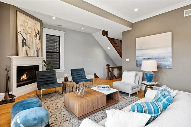 $1,900,000 | 2845 West Division Street, Chicago, IL 60622