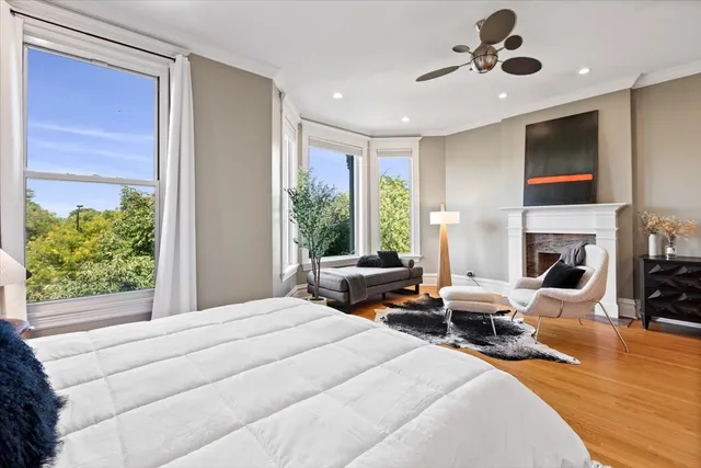 $1,900,000 | 2845 West Division Street, Chicago, IL 60622