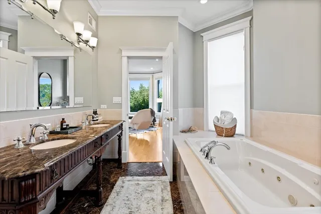 $1,900,000 | 2845 West Division Street, Chicago, IL 60622