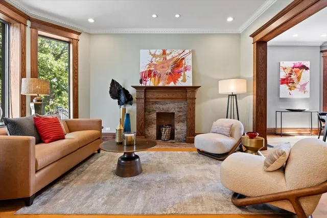 $1,900,000 | 2845 West Division Street, Chicago, IL 60622