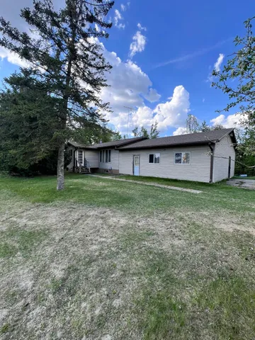 $315,000 | 3186 Highway 11, Baudette, MN 56623