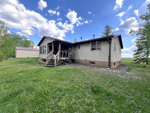 $315,000 | 3186 Highway 11, Baudette, MN 56623