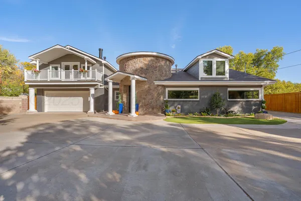 $1,000,000 | 110 Caprock Lane, Amarillo, TX 79118