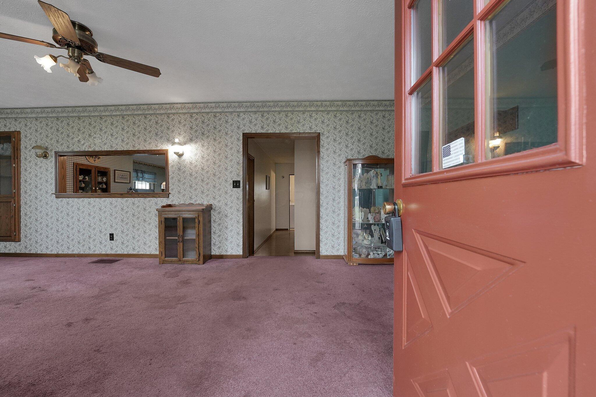 17284 Little Walnut Road Circleville, OH 43113 - Photo 4 of 28 2-web-or-mls-17284-little-walnut-rd