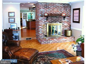 219 Country Gate Road Wayne, PA 19087 - Photo 6 of 12