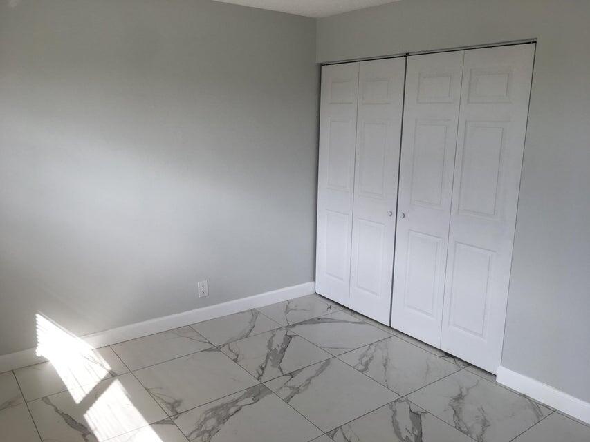 450 Southwest 2nd Avenue, Unit 2080 Boca Raton, FL 33432 - Photo 13 of 14 a view of an empty room