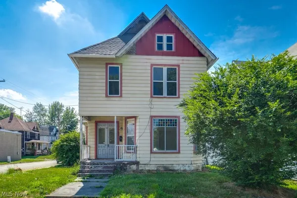 $119,900 | 949 South Arch Avenue, Alliance, OH 44601