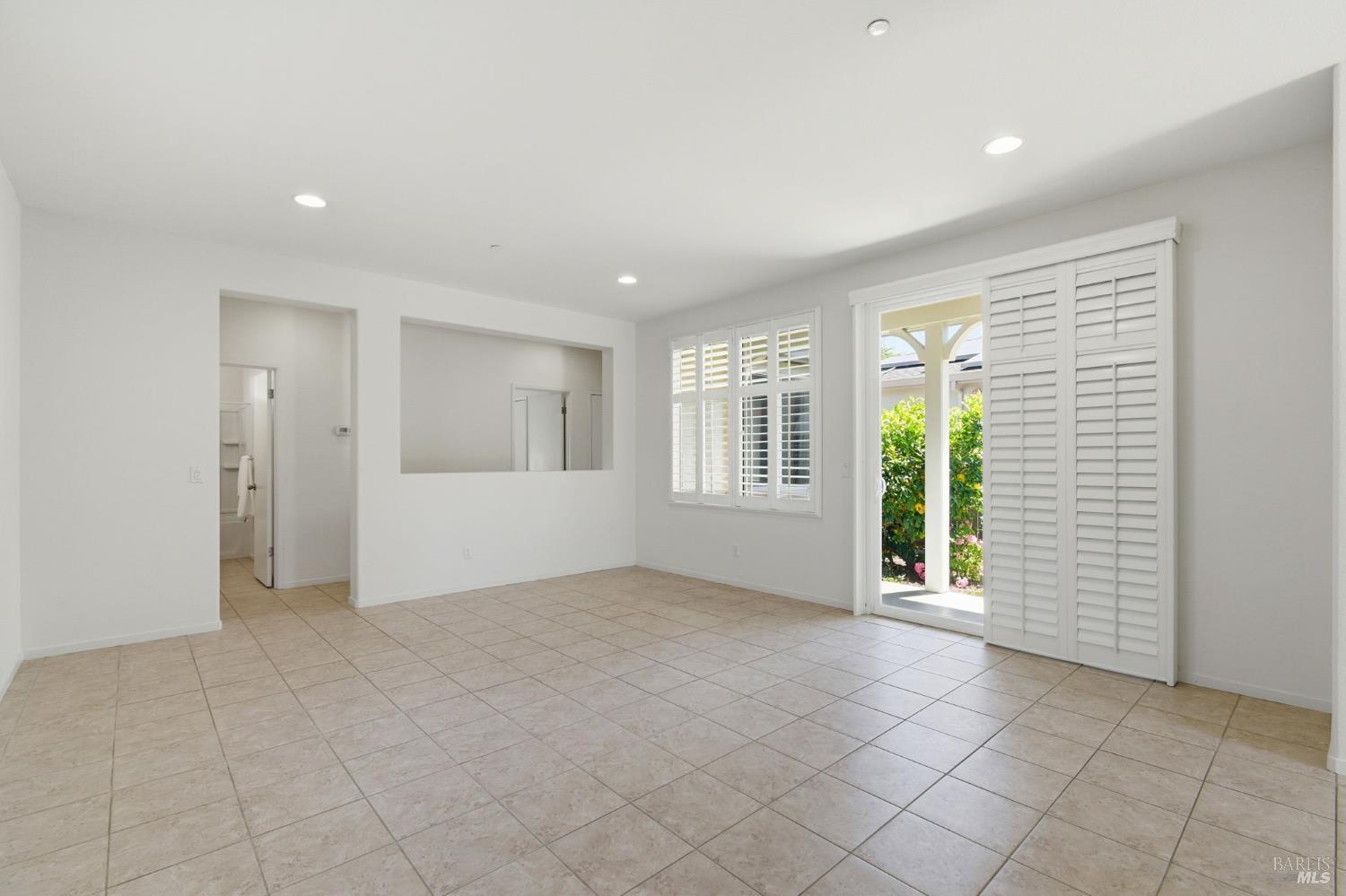 9353 Oak Trail Circle Santa Rosa, CA 95409 - Photo 3 of 20