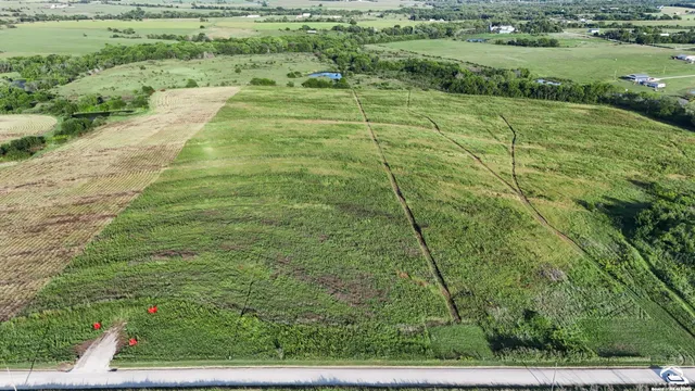 $125,000 | 7404 Southwest Davis Road, Unit TRACT 4 SEE SURVEY, Auburn, KS 66402