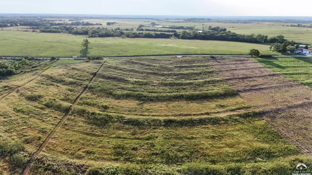 $125,000 | 7404 Southwest Davis Road, Unit TRACT 4 SEE SURVEY, Auburn, KS 66402