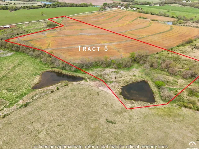 $125,000 | 7404 Southwest Davis Road, Unit TRACT 4 SEE SURVEY, Auburn, KS 66402