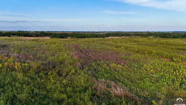 $125,000 | 7404 Southwest Davis Road, Unit TRACT 4 SEE SURVEY, Auburn, KS 66402