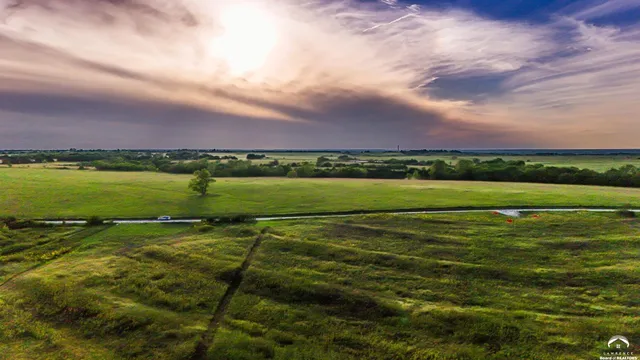 $125,000 | 7404 Southwest Davis Road, Unit TRACT 4 SEE SURVEY, Auburn, KS 66402