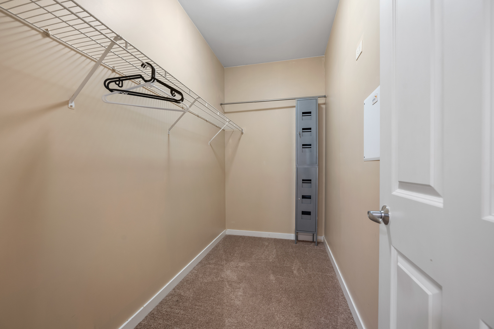 907 South Lytle Street, Unit 201 Chicago, IL 60607 - Photo 17 of 28 a view of a small space