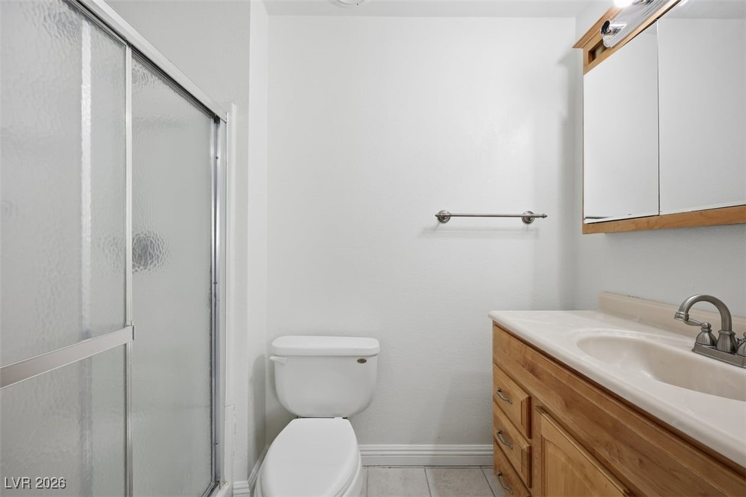 2337 Michael Way Las Vegas, NV 89108 - Photo 20 of 27 Primary bathroom