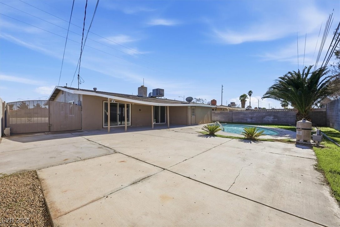 2337 Michael Way Las Vegas, NV 89108 - Photo 6 of 27 Parking Behind The Gate! Motorcycles? High Value Cars? Mobile Equipment?