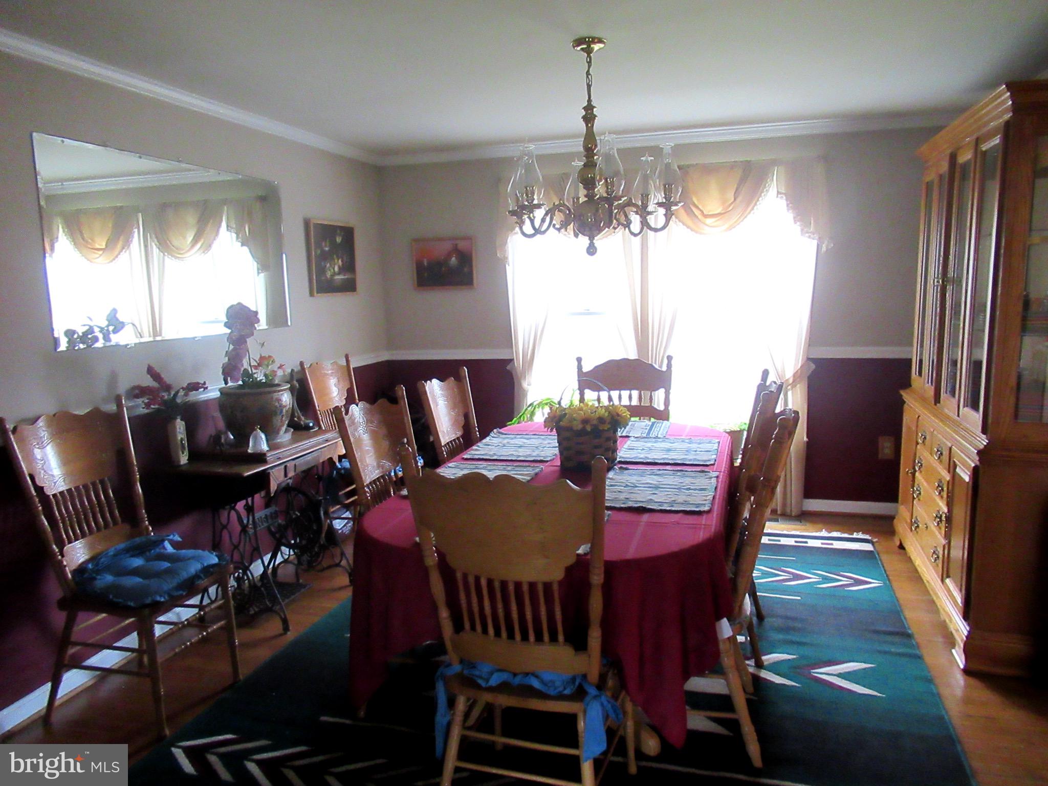10044 Wesley Chapel Road Marshall, VA 20115 - Photo 11 of 19 Dining Room