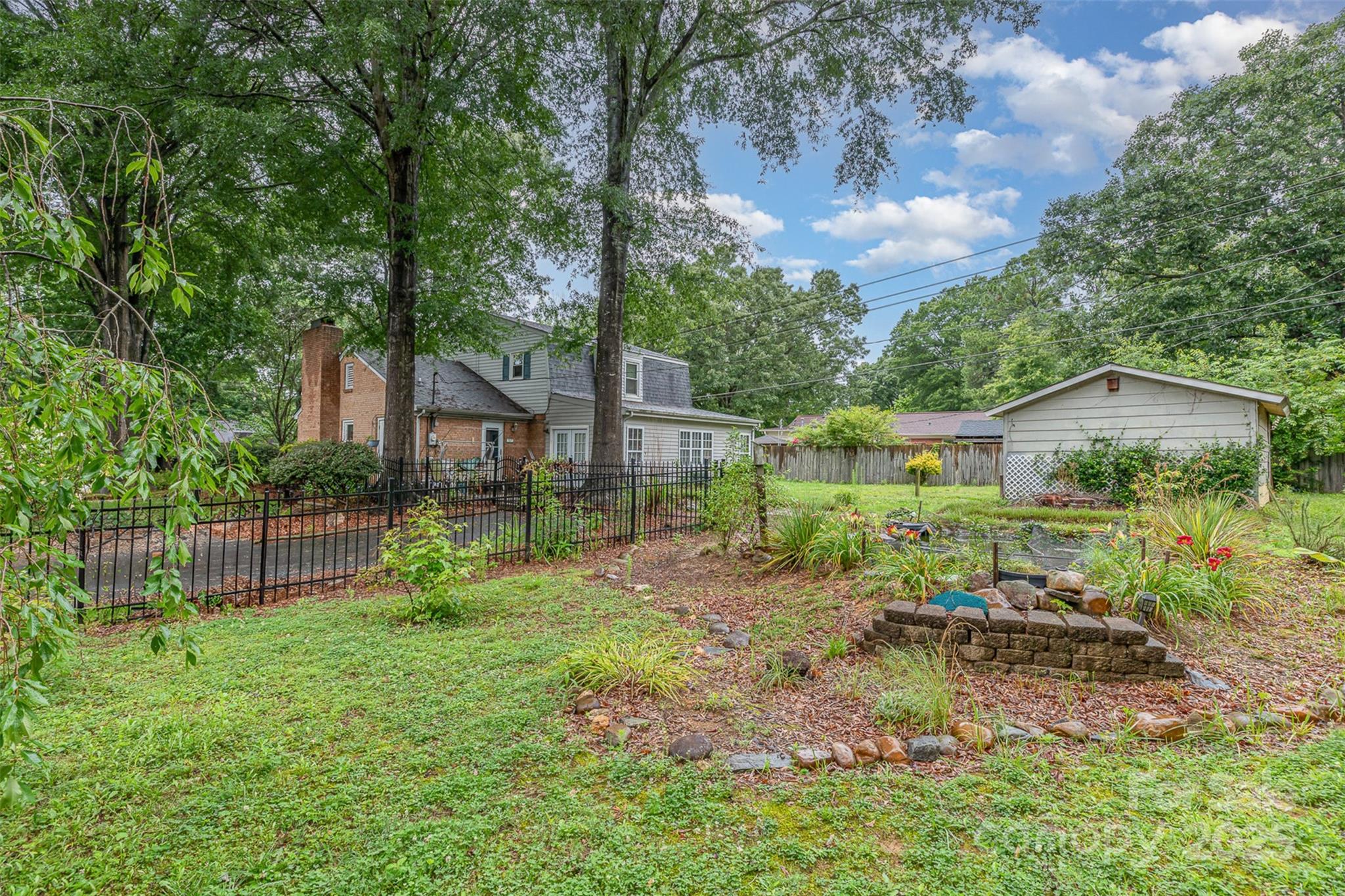 6577 Stoney Ridge Road Matthews, NC 28104 - Photo 17 of 18 Gallery Image 17