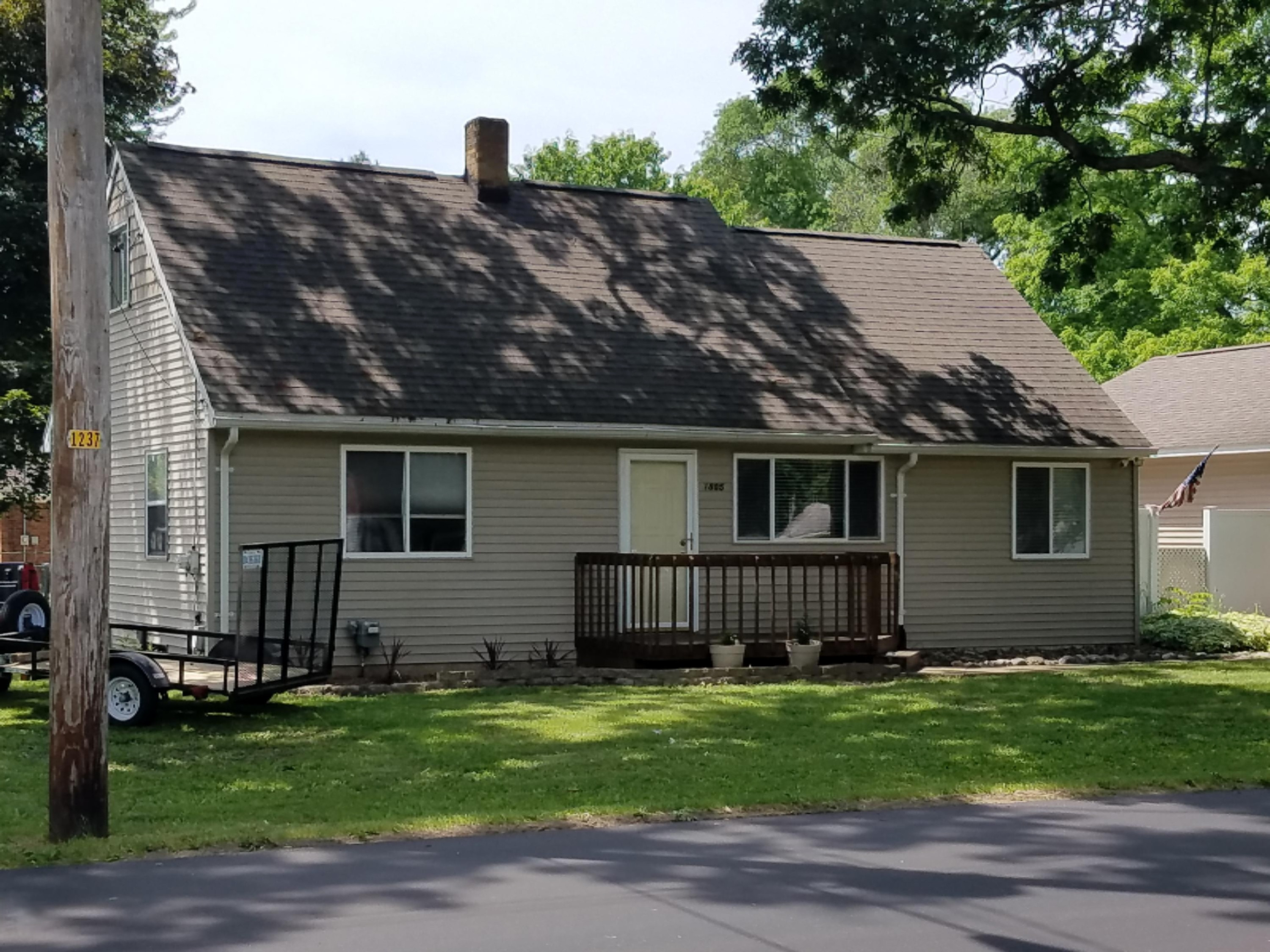 1805 Nazareth Road Kalamazoo, MI 49048 - Photo 1 of 24 20180615_145659