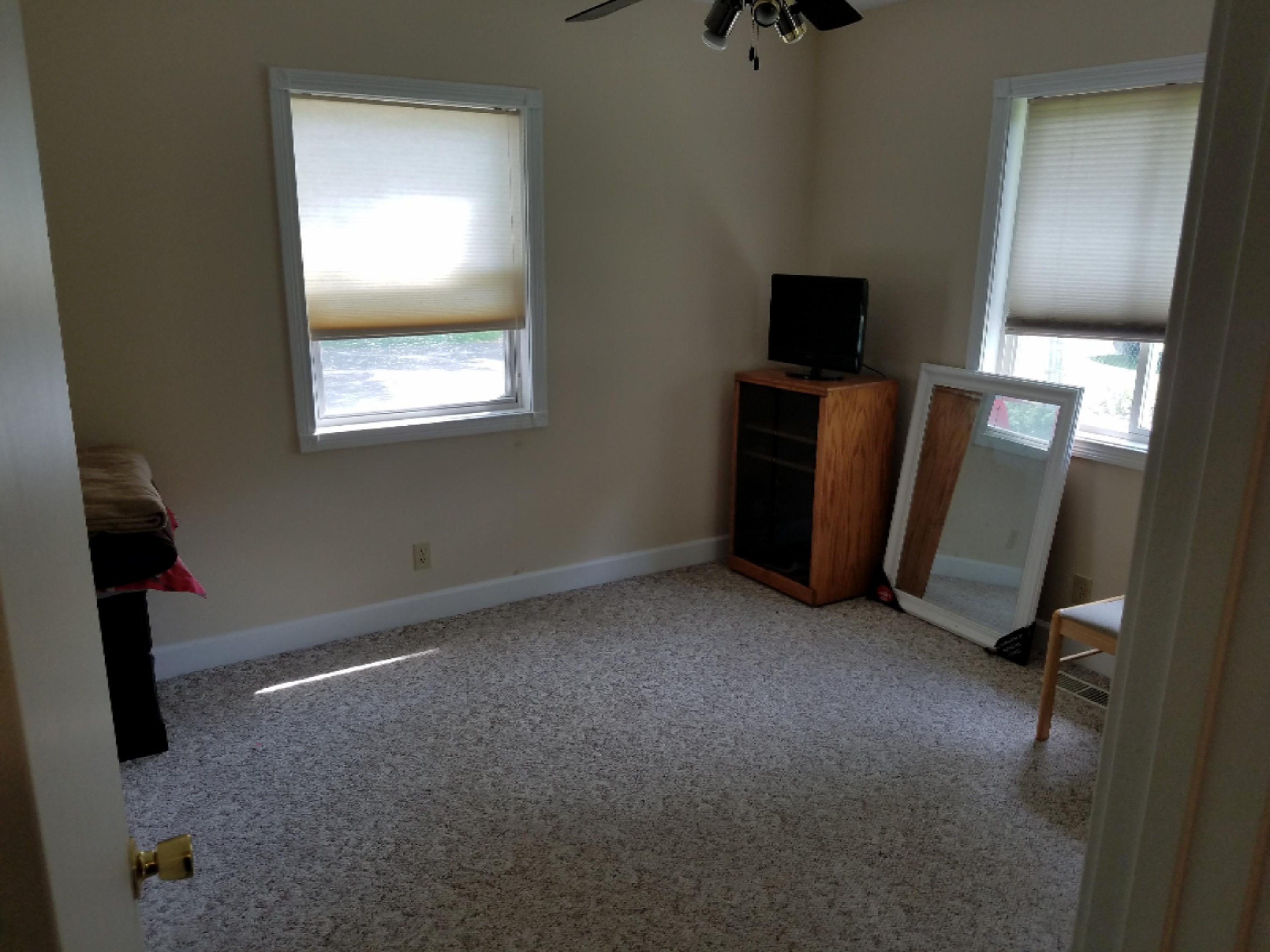 1805 Nazareth Road Kalamazoo, MI 49048 - Photo 11 of 24 BR 2