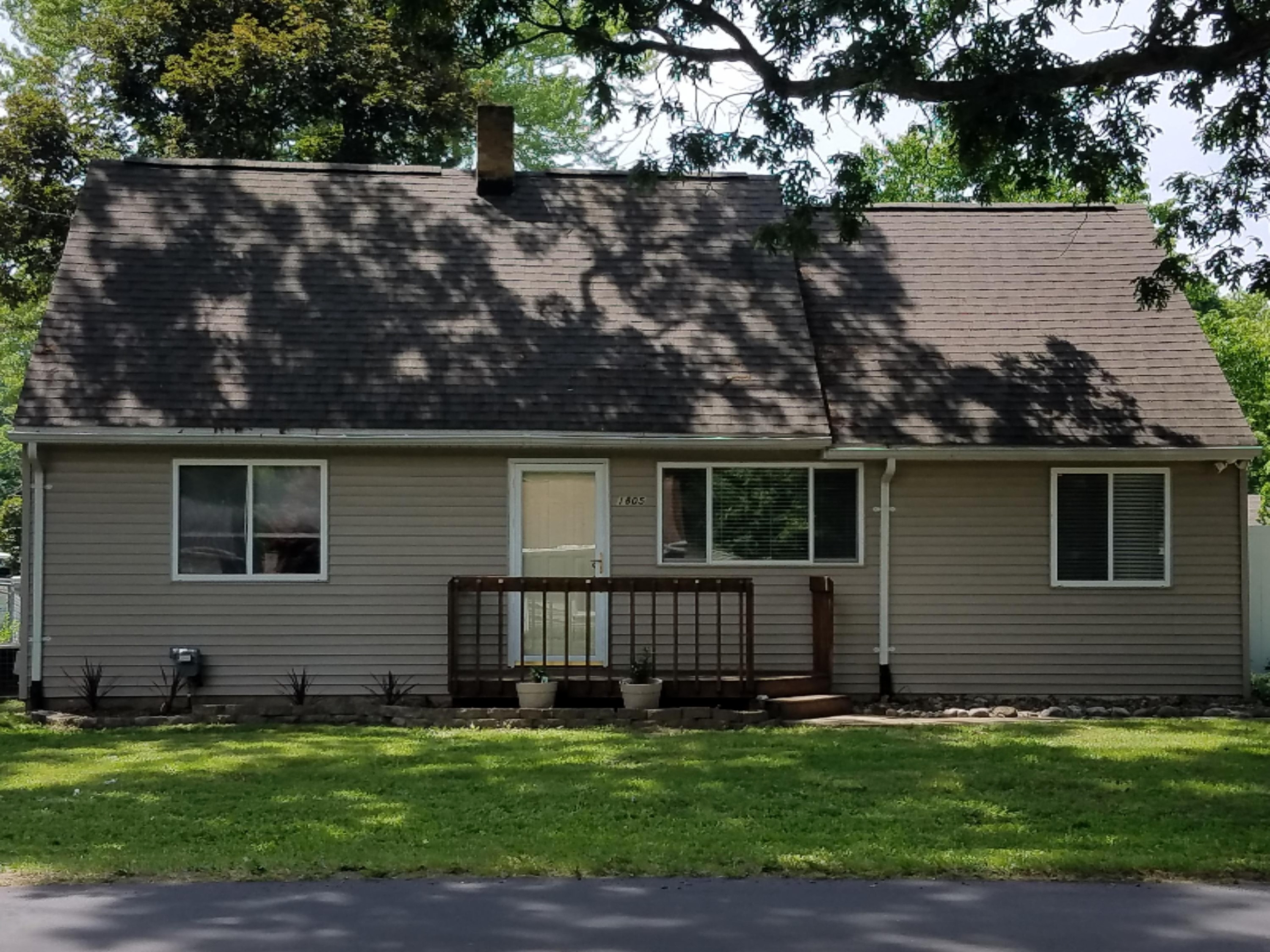 1805 Nazareth Road Kalamazoo, MI 49048 - Photo 2 of 24 Front