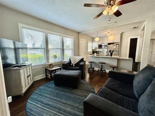 $2,600 | 4120 2nd Avenue South, St. Petersburg, FL 33711