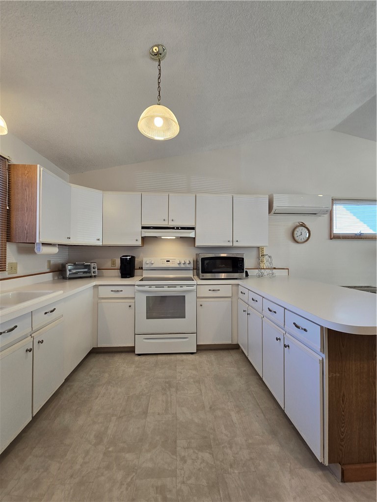 39 Elizabeth Road Narragansett, RI 02882 - Photo 11 of 30 Gallery Image 11
