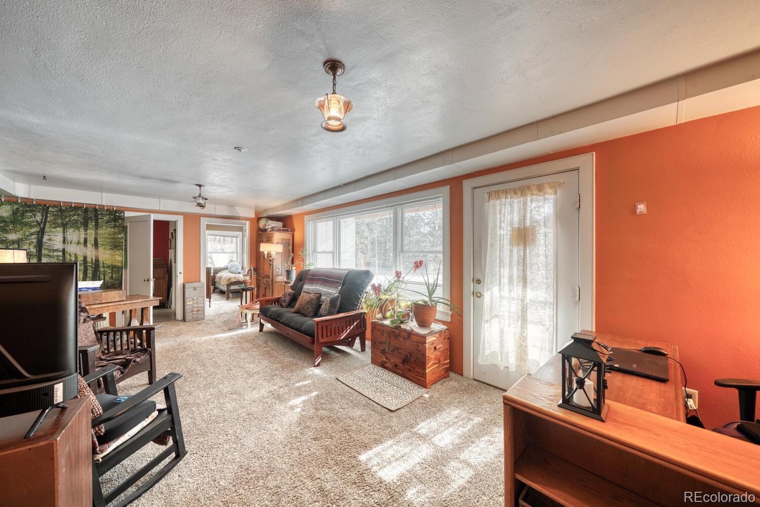 8225 Highway 24 Cascade, CO 80809 - Photo 23 of 49