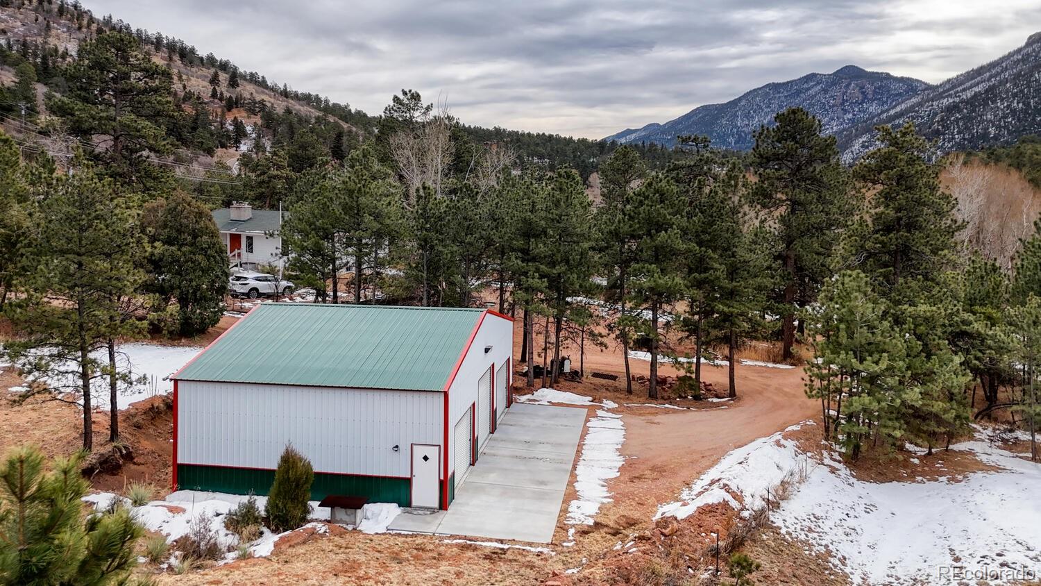 8225 Highway 24 Cascade, CO 80809 - Photo 37 of 49