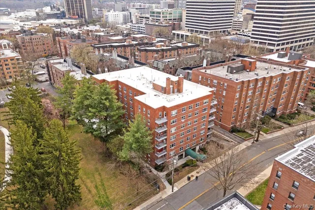 $265,000 | 16 Lake Street, Unit 7B, White Plains, NY 10601
