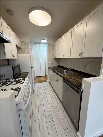 $265,000 | 16 Lake Street, Unit 7B, White Plains, NY 10601