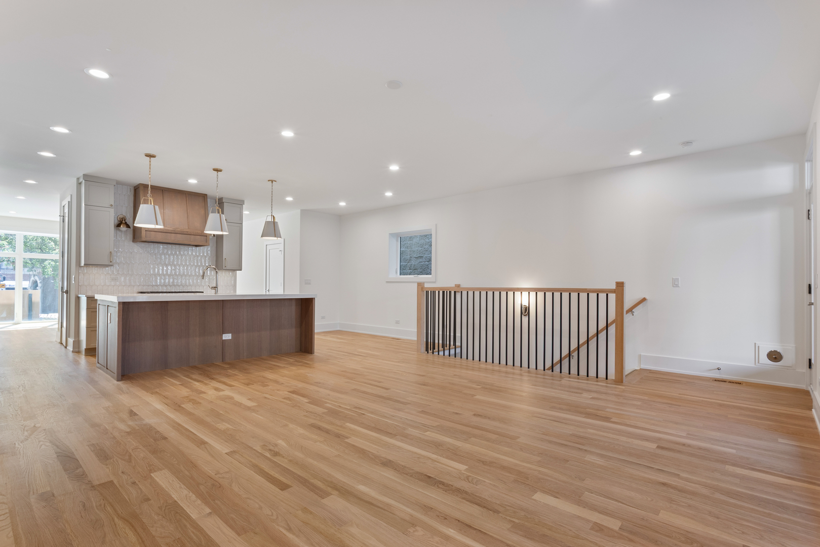 3740 North Racine Avenue, Unit 1 Chicago, IL 60613 - Photo 30 of 40