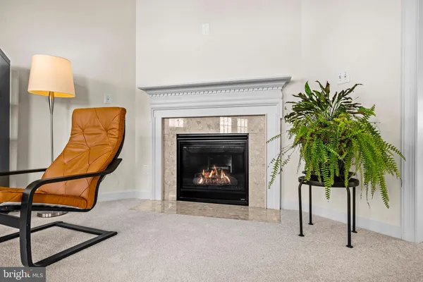 $615,000 | 5725 Callcott Way, Unit P, Alexandria, VA 22312