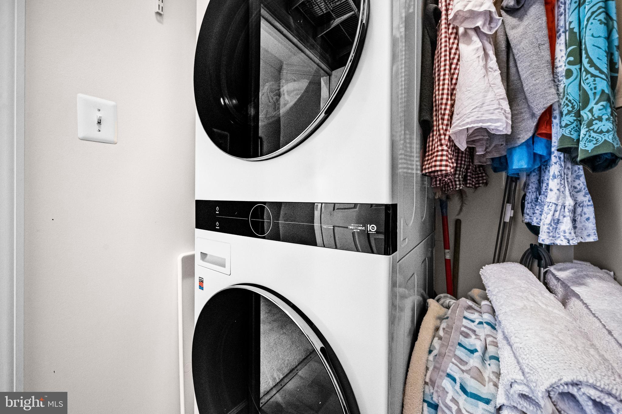5725 Callcott Way, Unit P Alexandria, VA 22312 - Photo 34 of 40 a utility room with dryer and washer