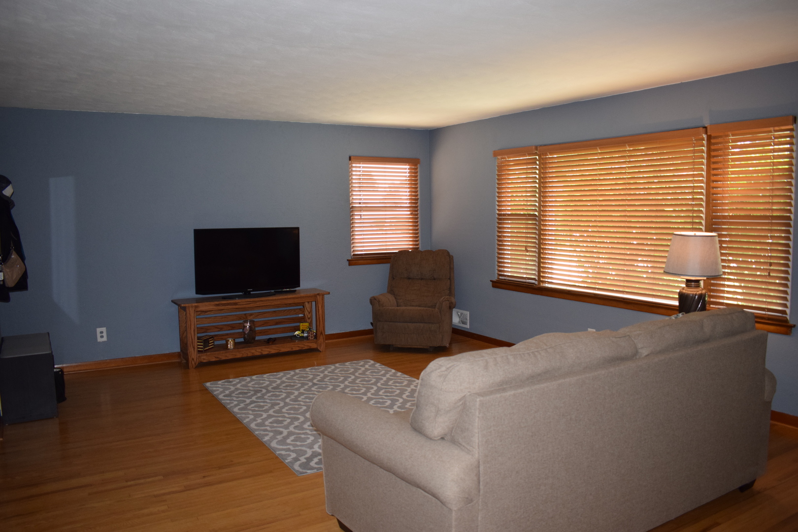 3308 Essington Road Joliet, IL 60435 - Photo 5 of 29 Gallery Image 5
