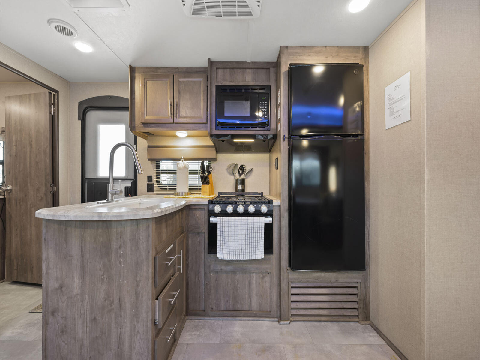 325 Calusa Street, Unit 466 Key Largo, FL 33037 - Photo 19 of 48 Interior