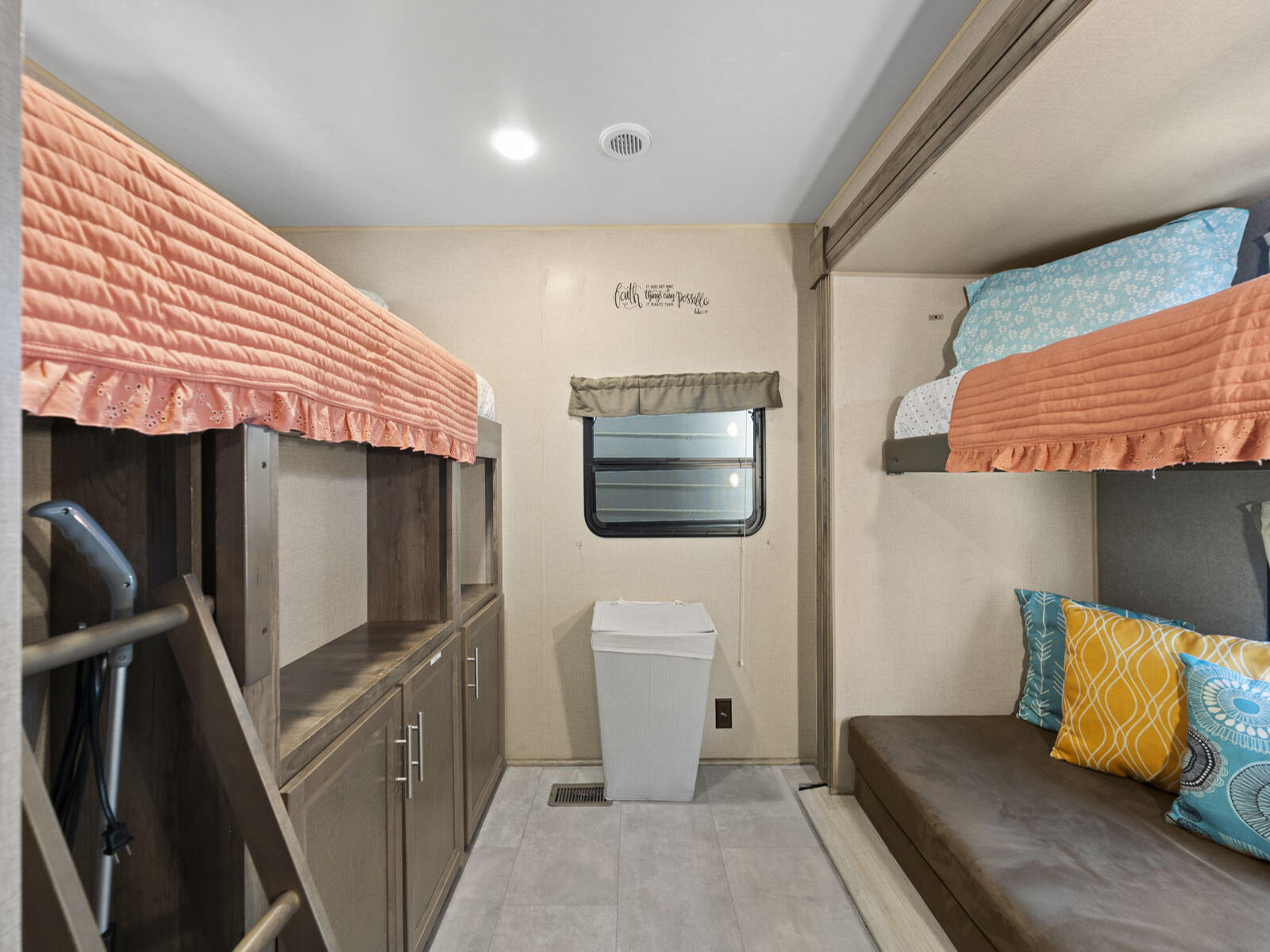 325 Calusa Street, Unit 466 Key Largo, FL 33037 - Photo 24 of 48 Interior