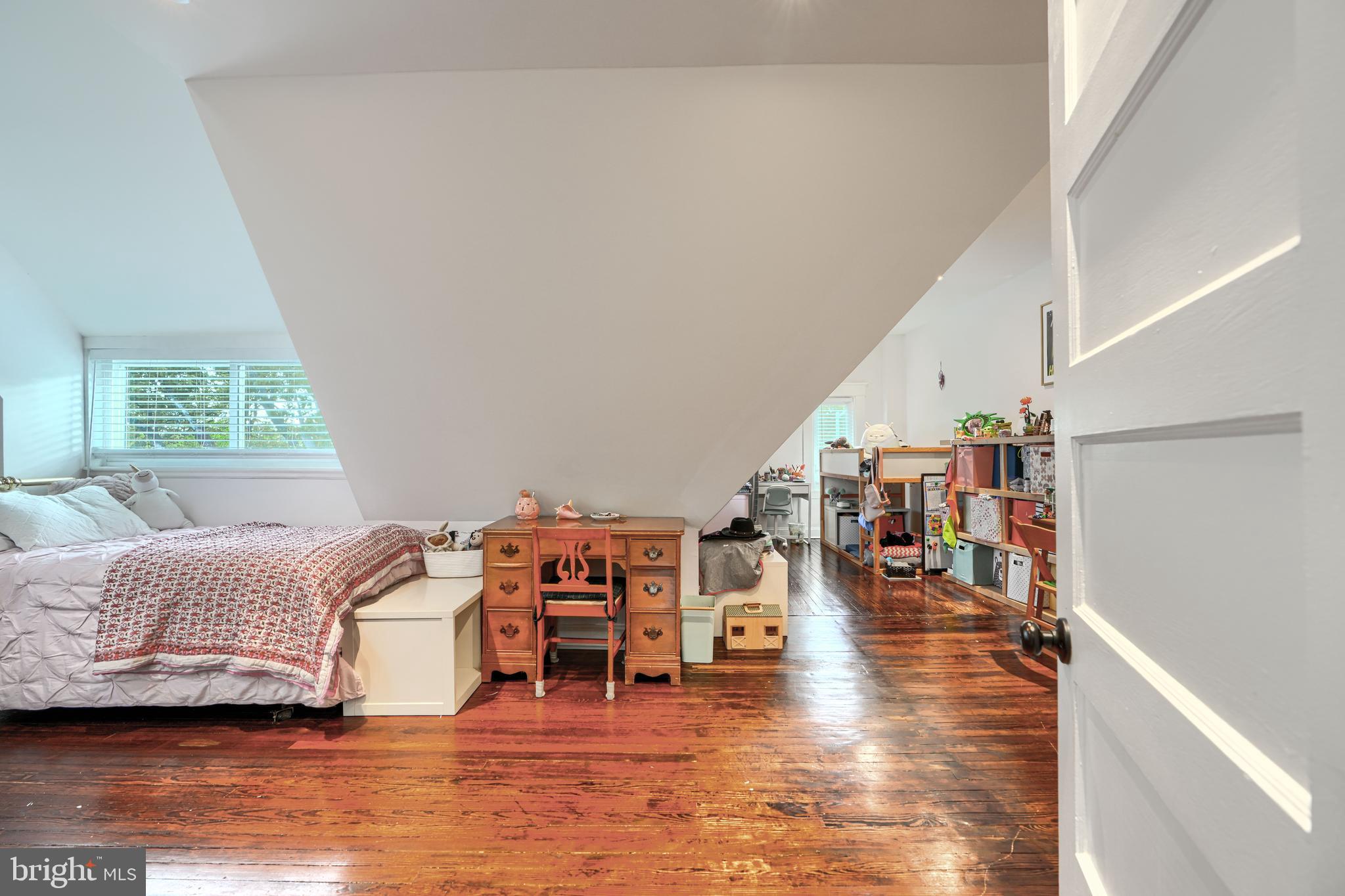 4416 Roland Avenue Baltimore, MD 21210 - Photo 37 of 60