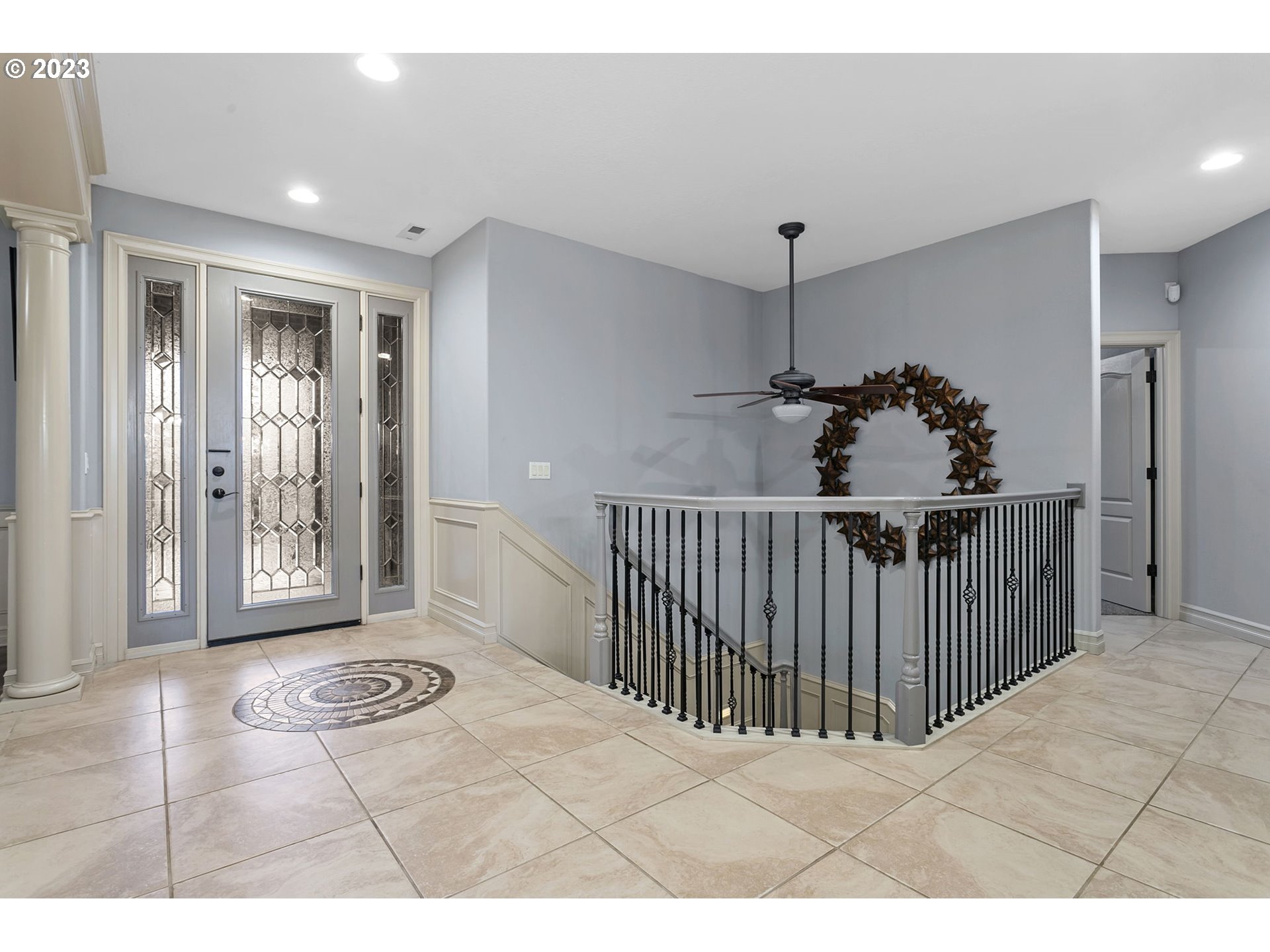 19910 Northwest 61st Avenue Ridgefield, WA 98642 - Photo 4 of 48 Entrance/Foyer