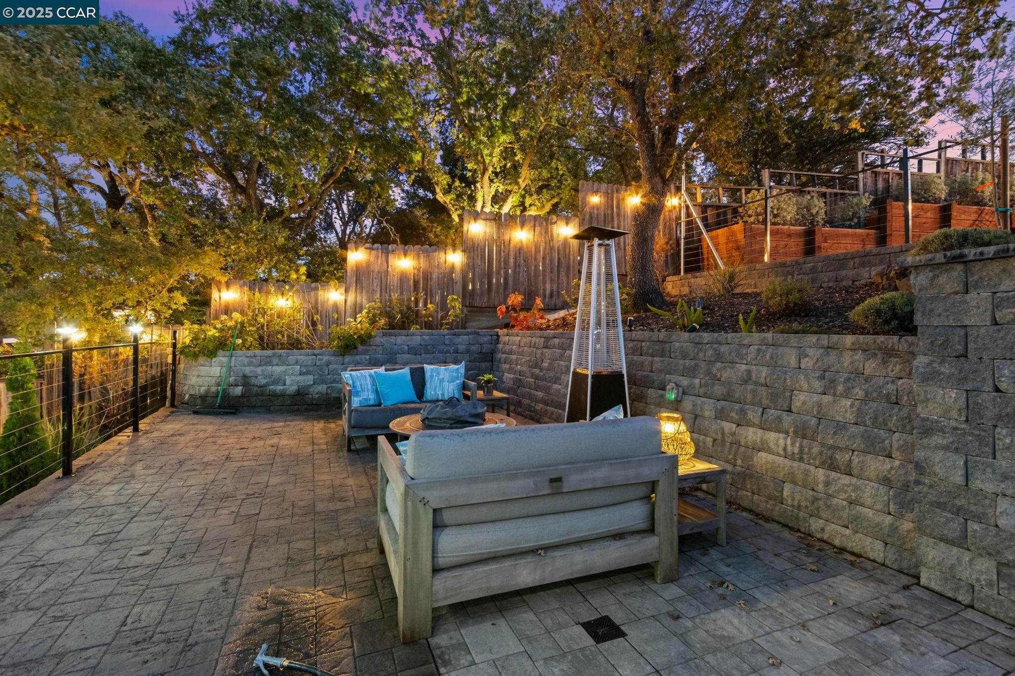 961 Oak View Circle Lafayette, CA 94549 - Photo 15 of 56