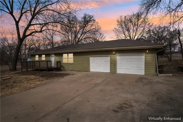 $225,000 | 306 East 165th Street, Belton, MO 64012