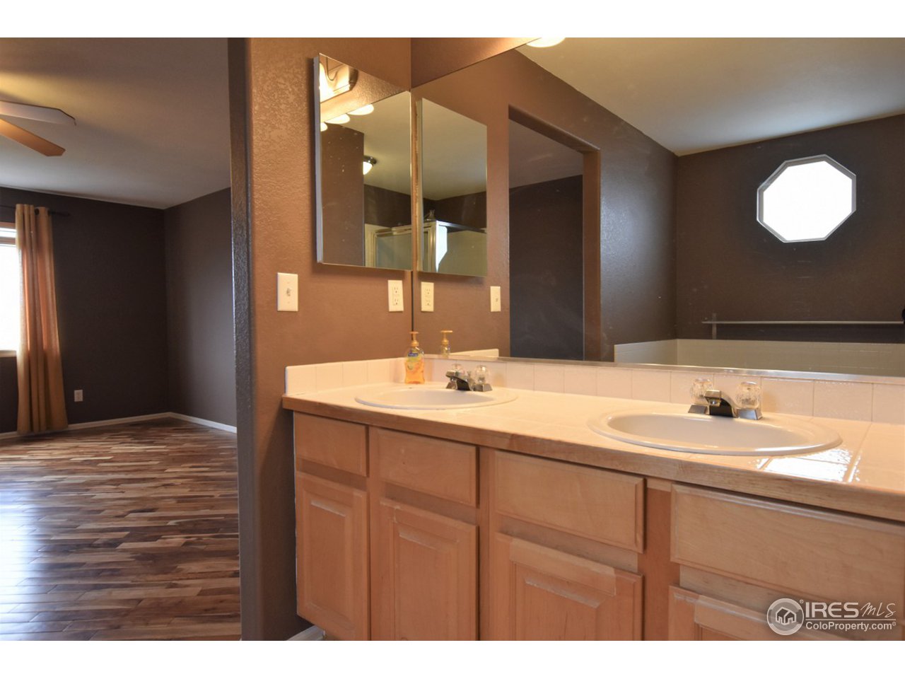 7050 Avondale Road Fort Collins, CO 80525 - Photo 11 of 33 Master Bathroom