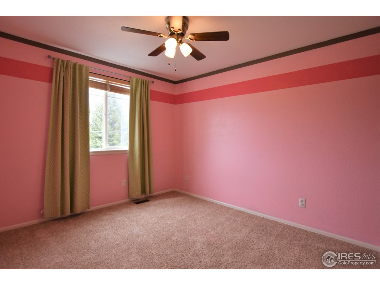 7050 Avondale Road Fort Collins, CO 80525 - Photo 17 of 33 Bedroom