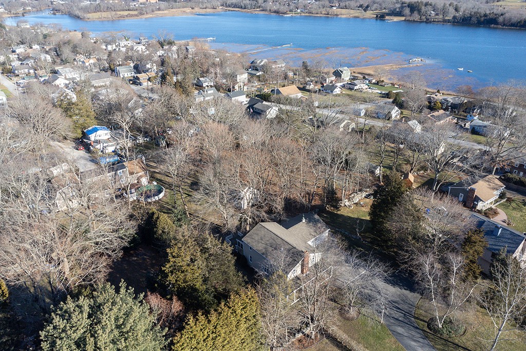 44 Overhill Road Warren, RI 02885 - Photo 25 of 30 Ariel view