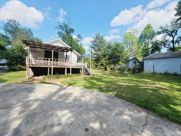 $1,175 | 526 North Adams Street, Quincy, FL 32351