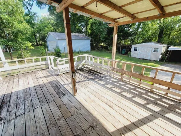 $1,175 | 526 North Adams Street, Quincy, FL 32351