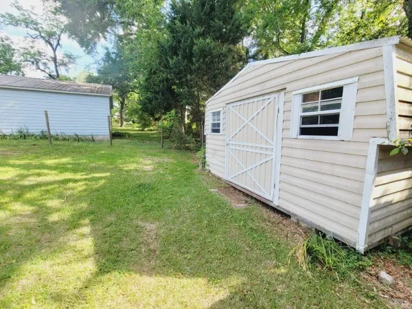 $1,175 | 526 North Adams Street, Quincy, FL 32351