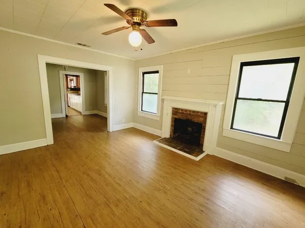 $1,175 | 526 North Adams Street, Quincy, FL 32351