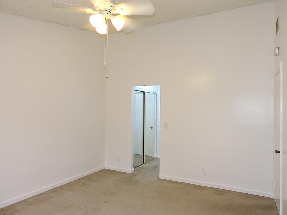504 Springdale Circle Palm Springs, FL 33461 - Photo 16 of 41 DSCN9697